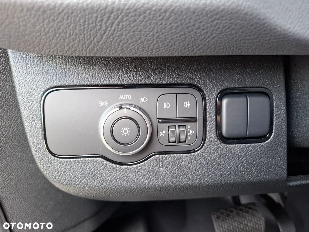 Mercedes-Benz Sprinter 317 CDI DOKA Podwozie 4325 mm - Skrzynia otwarta - 38