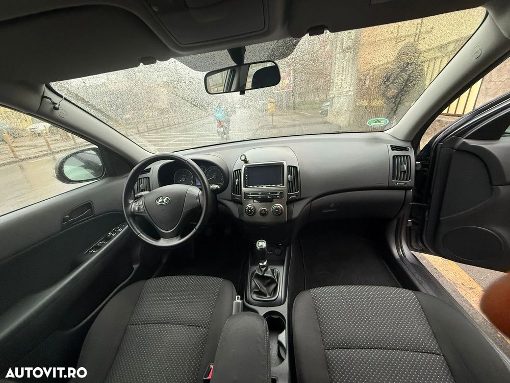 Hyundai i30 1.4 Comfort - 8