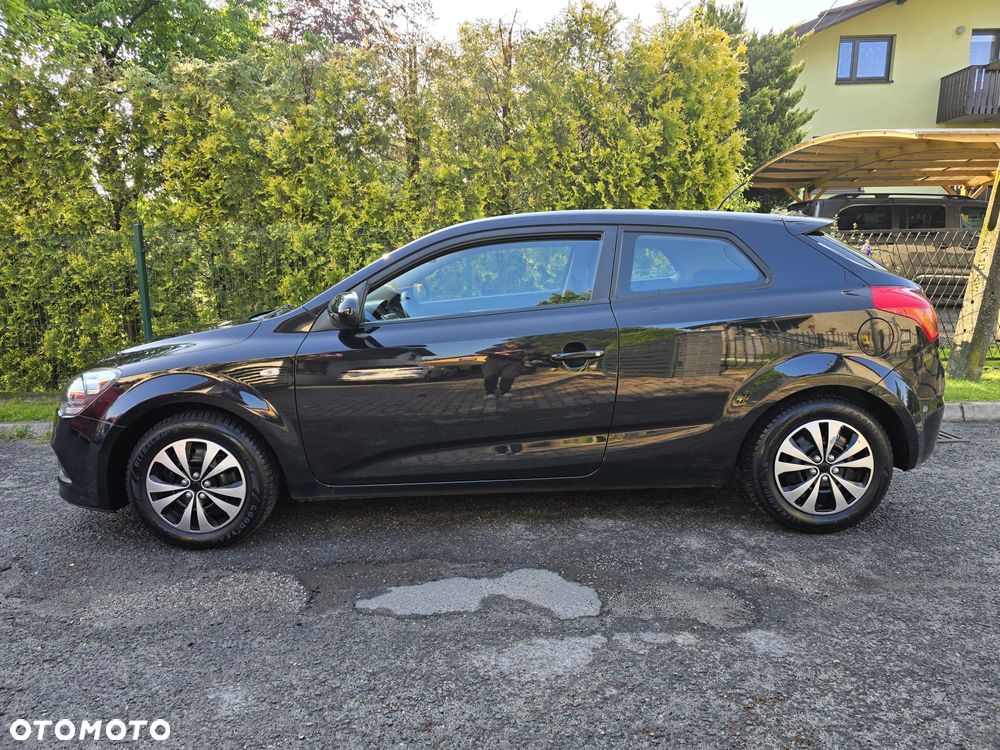 Kia ProCeed - 14