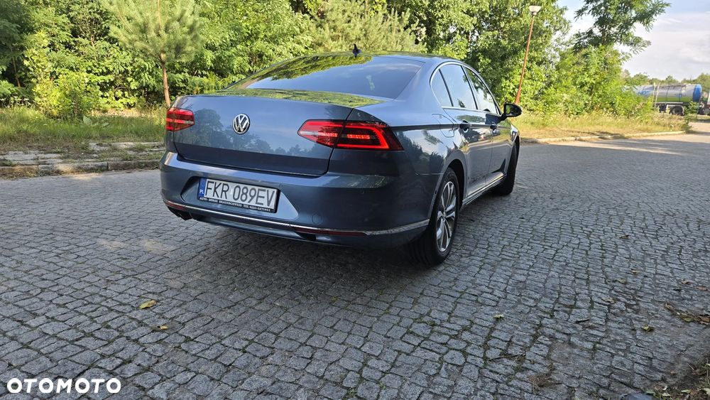 Volkswagen Passat 2.0 TDI BMT Highline DSG - 10
