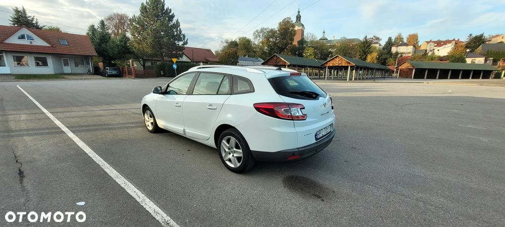 Renault Megane dCi 110 FAP EDC Dynamique - 7