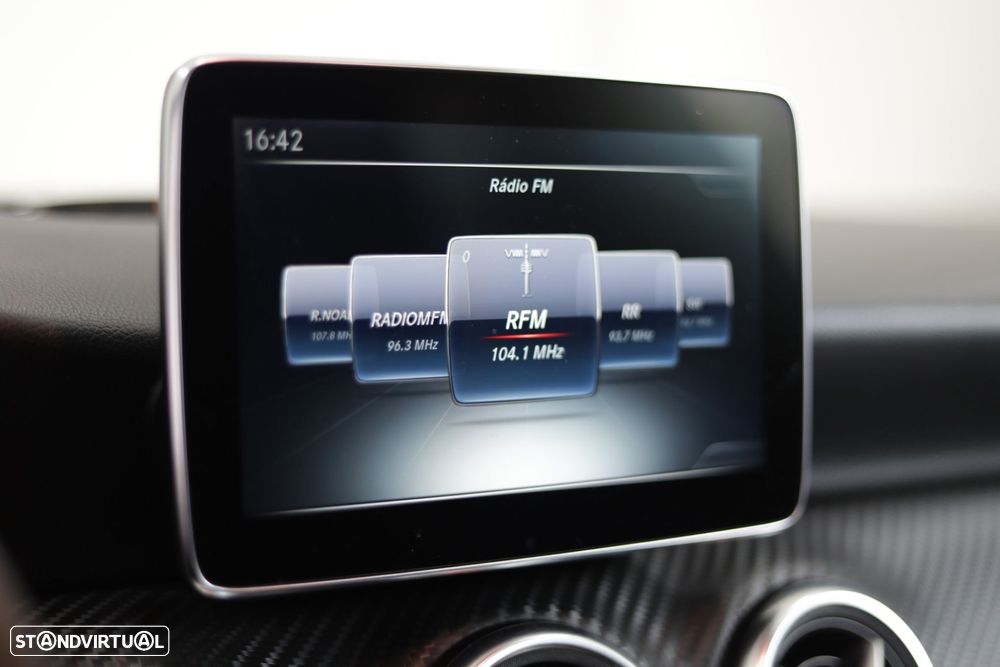 Mercedes-Benz A 180 d AMG Line - 9