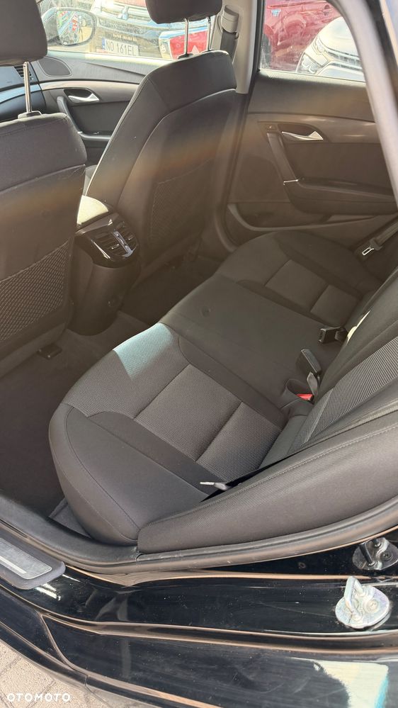 Hyundai i40 Kombi blue 1.7 CRDi DCT Premium - 31