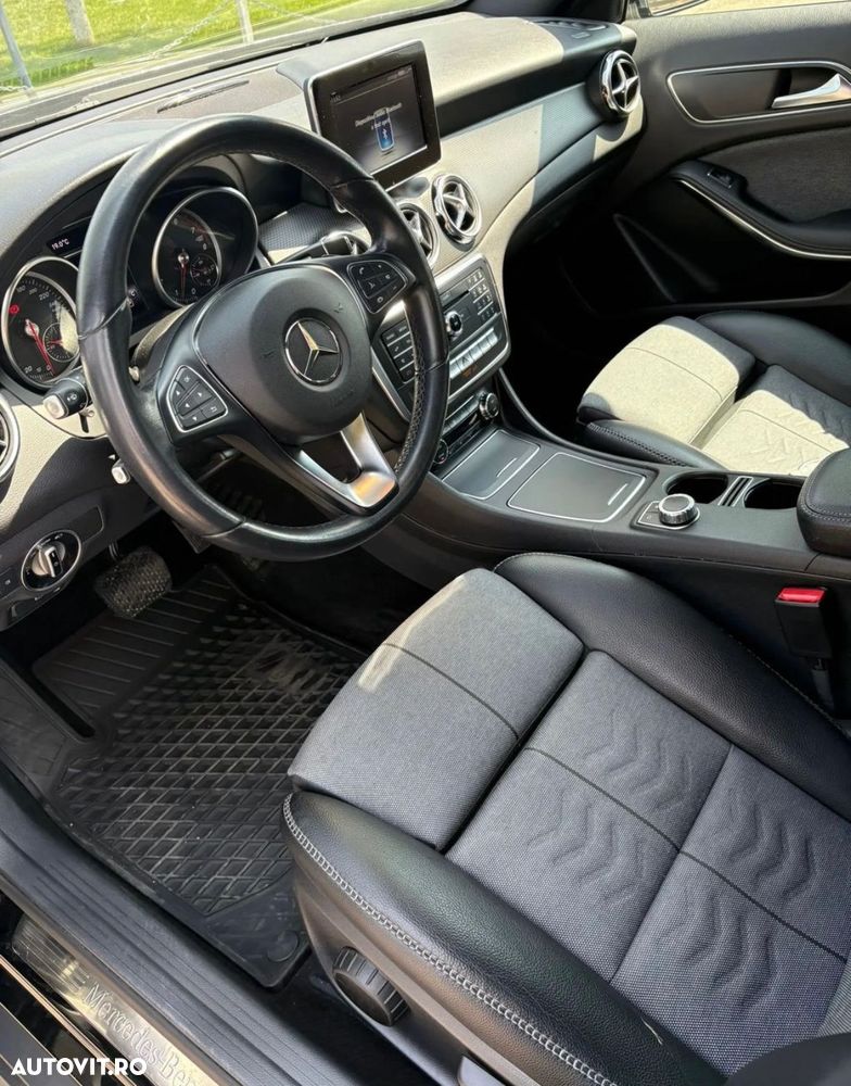 Mercedes-Benz GLA - 3