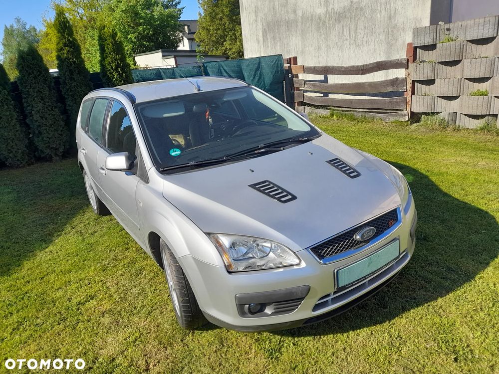 Ford Focus 1.6 TDCi DPF Ghia - 3