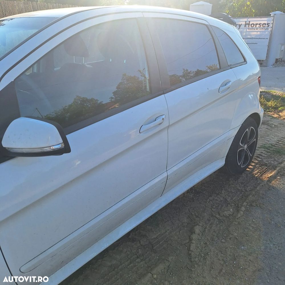 Mercedes-Benz B 180 CDI Autotronic - 4