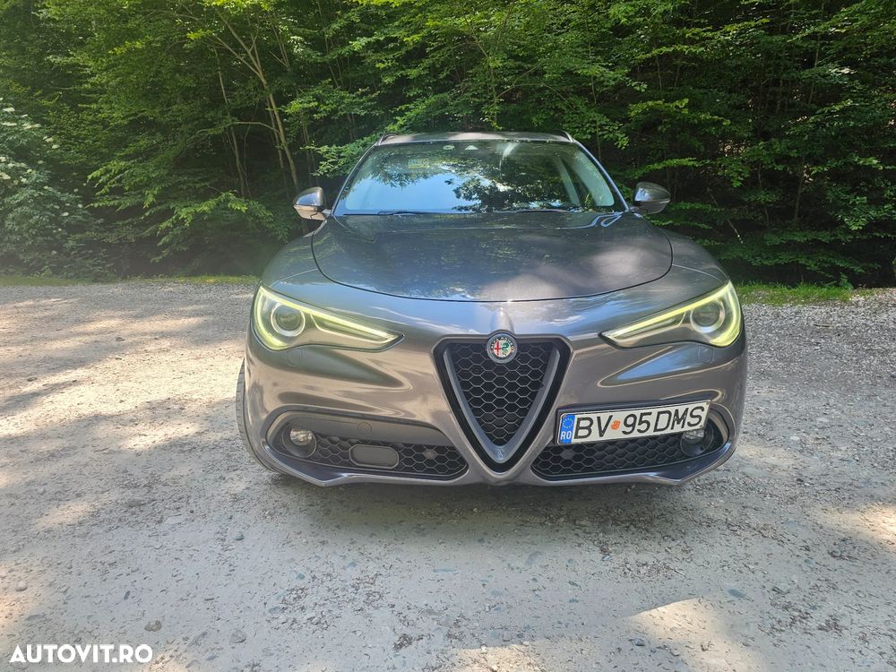 Alfa Romeo Stelvio 2.2 JTDM AWD AT8 Estrema - 6