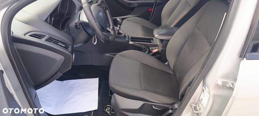 Ford Focus 1.5 EcoBlue STart-Stopp-System TITANIUM X - 8