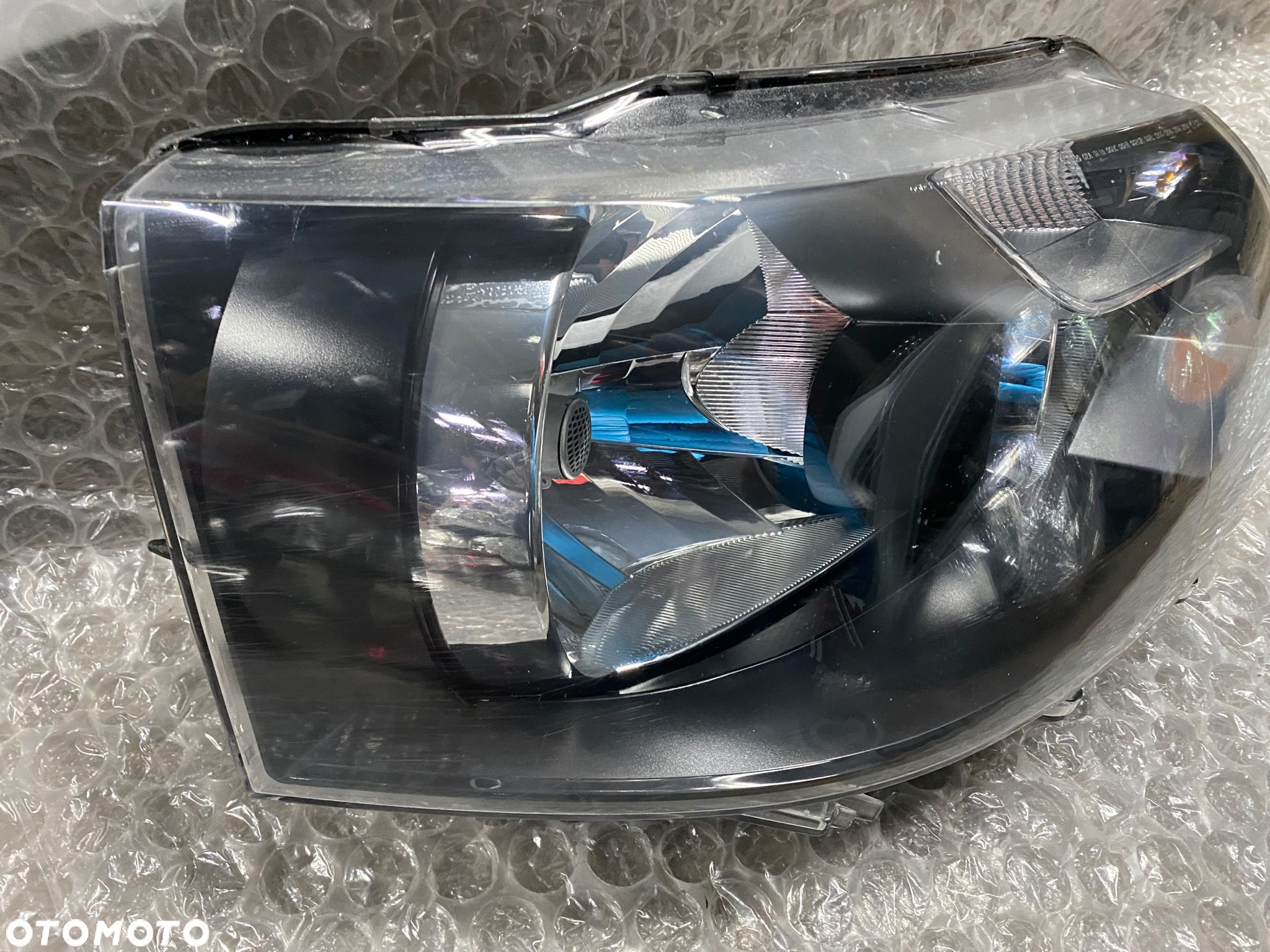 LAMPA PRAWA VW T5 LIFT MULTIVAN 7E1941016H - 4