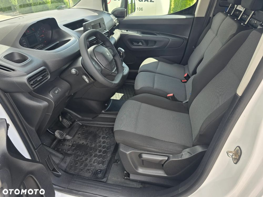 Peugeot Partner - 13