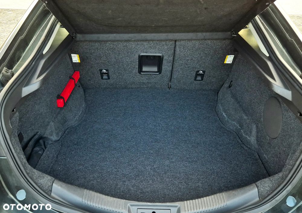 Ford Mondeo 2.0 EcoBoost Titanium - 28
