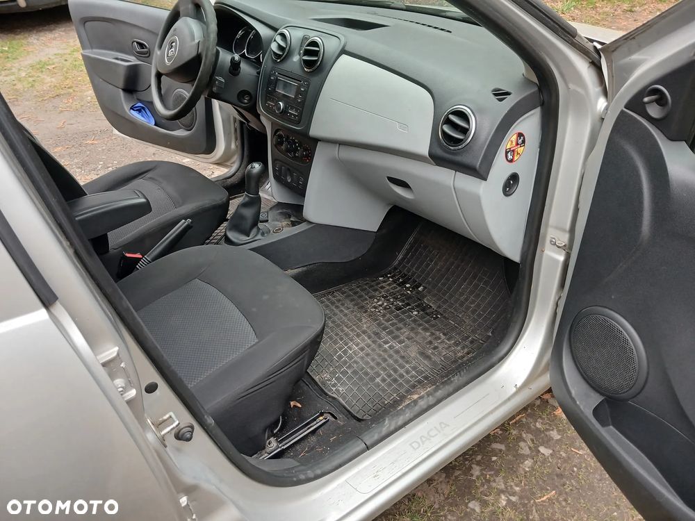 Dacia Logan 1.2 16V Access - 6