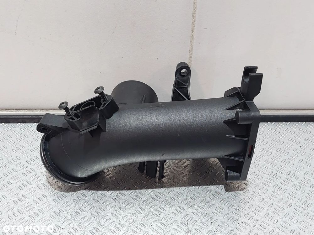 PRZEWÓD POWIETRZA RURKA VW 1,4 TFSI KOD CTH R2012 NR 03C145861F - 4