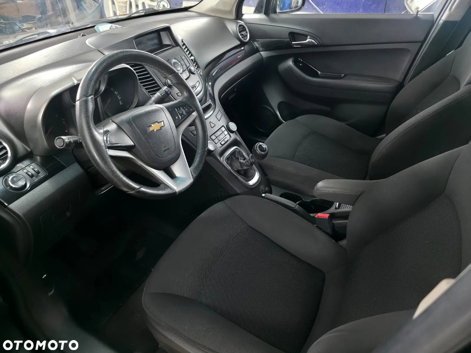 Chevrolet Orlando - 10
