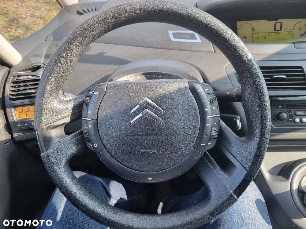 Citroën C4 Picasso - 16
