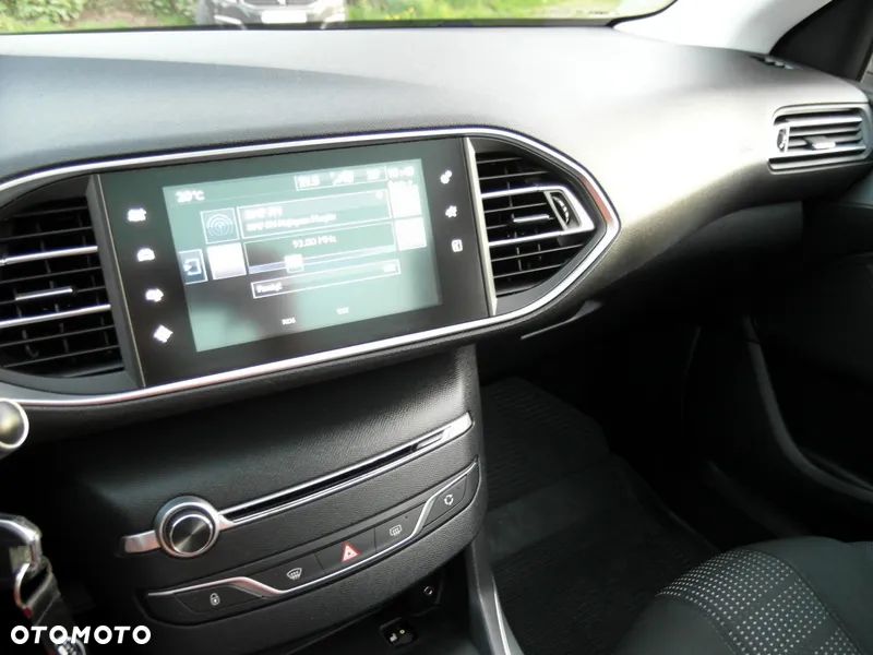 Peugeot 308 SW HDi FAP 150 Allure - 29