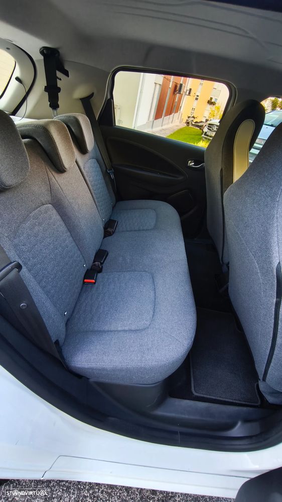 Renault Zoe (c/ Bateria) E-Tech EV50 Equilibre - 11