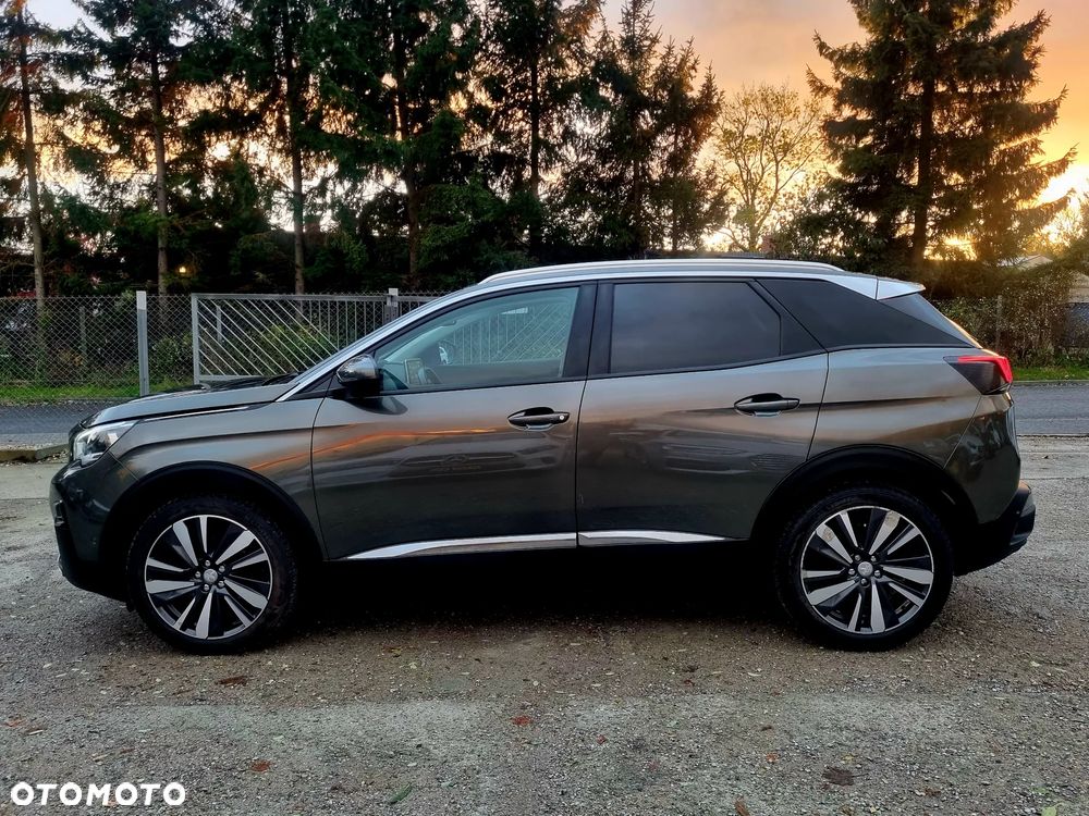 Peugeot 3008 1.2 PureTech Allure S&S - 8