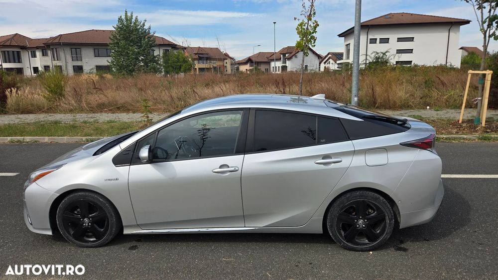 Toyota Prius 2016 photo 3