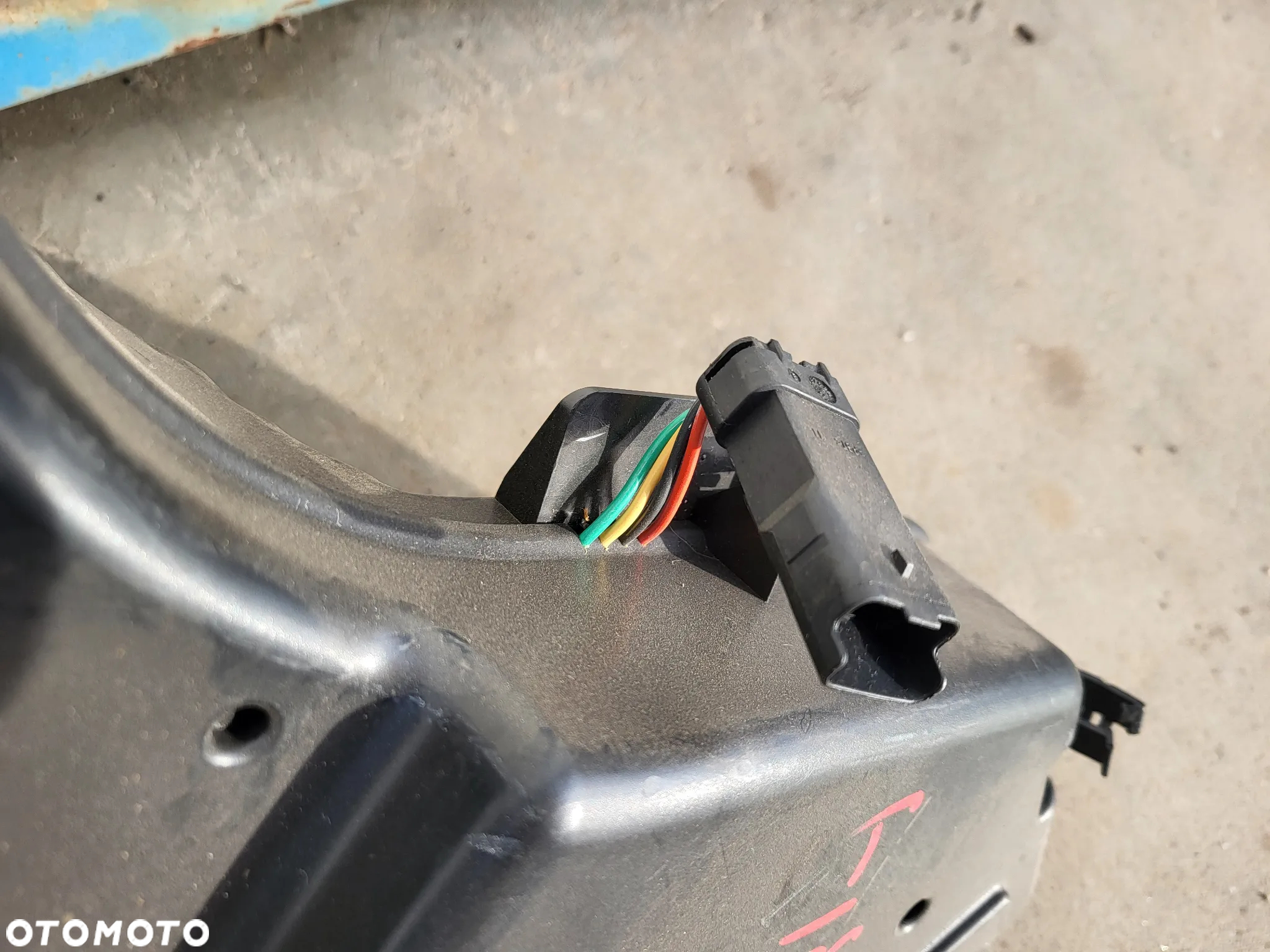 Głośnik subwoofer JBL Peugeot 3008 I - 5