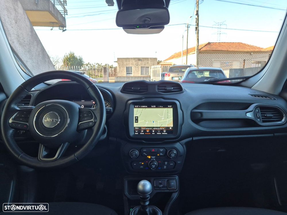 Jeep Renegade 1.0 T Limited - 18