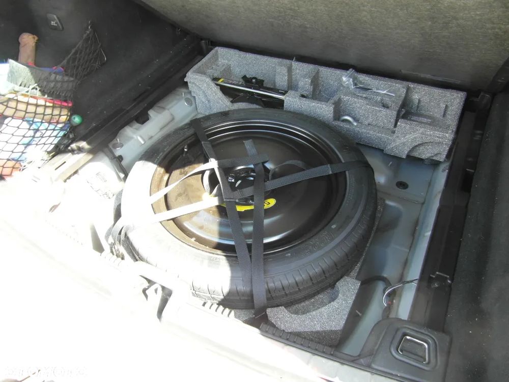 Volvo XC 60 T5 AWD Momentum - 7