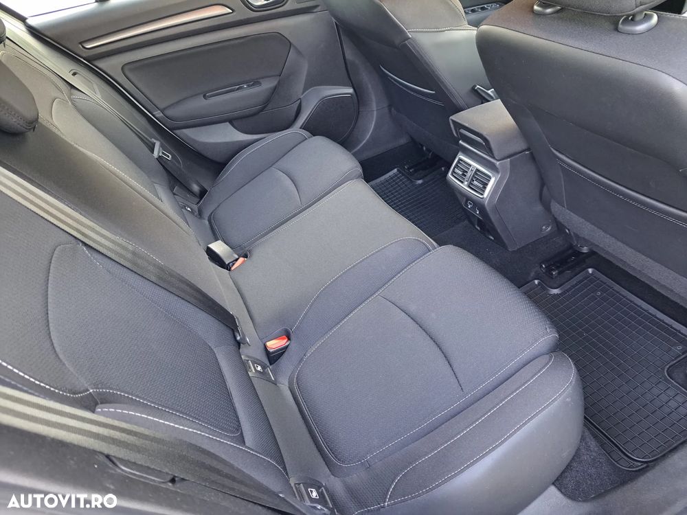 Renault Megane - 7