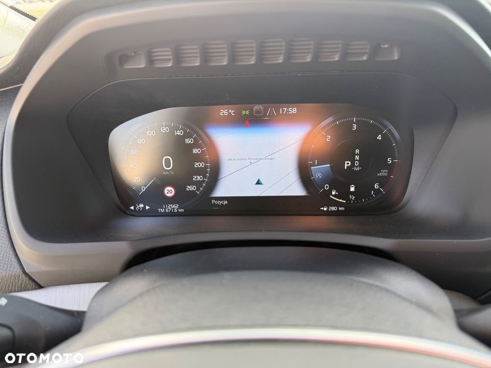 Volvo XC 90 B5 D AWD Geartronic Momentum Pro - 23