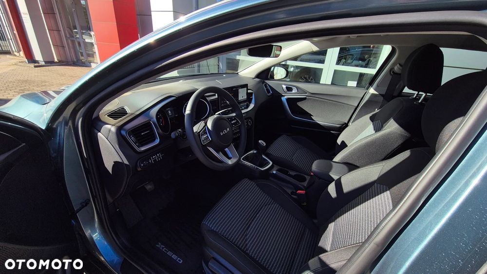 Kia XCeed 1.5 T-GDI M - 11
