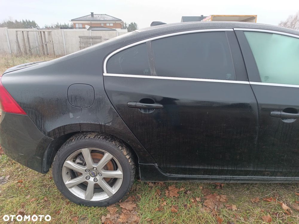 Drzwi Klapa Zderzak Błotnik Volvo S60 II V60 Do założenia w kolor Lakier 019-46 - 3