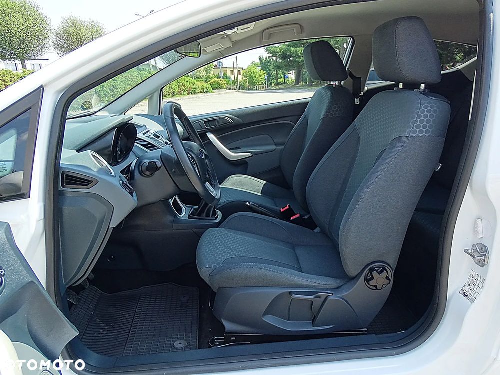 Ford Fiesta 1.4 Sport - 28
