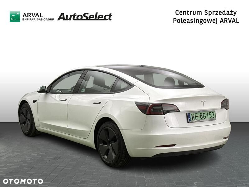 Tesla Model 3 - 3
