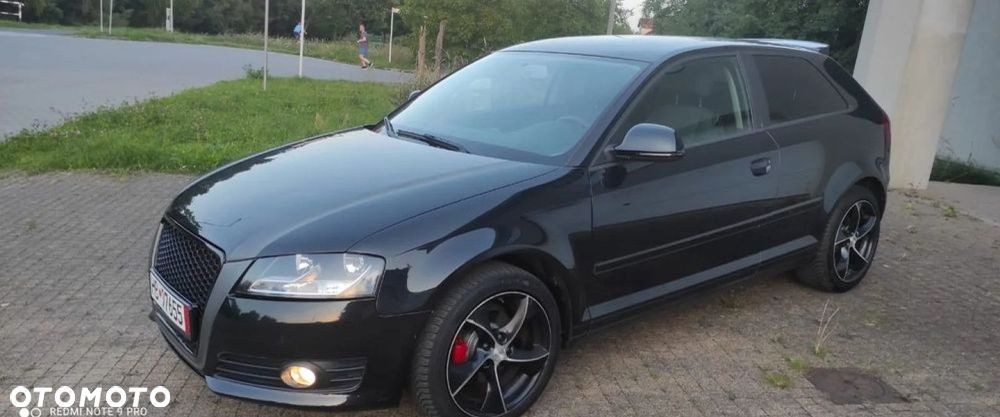 Audi A3 3-drzwiowe 1.6 TDI DPF S line Sportpaket (plus) - 2