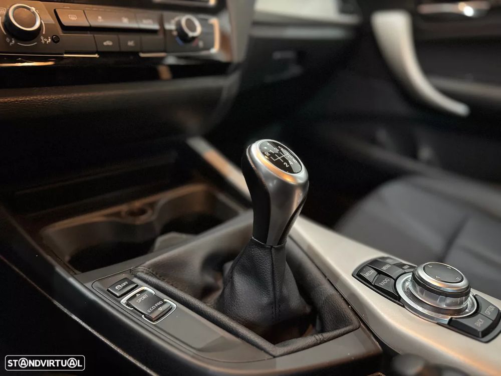 BMW 116 d Urban Line - 11