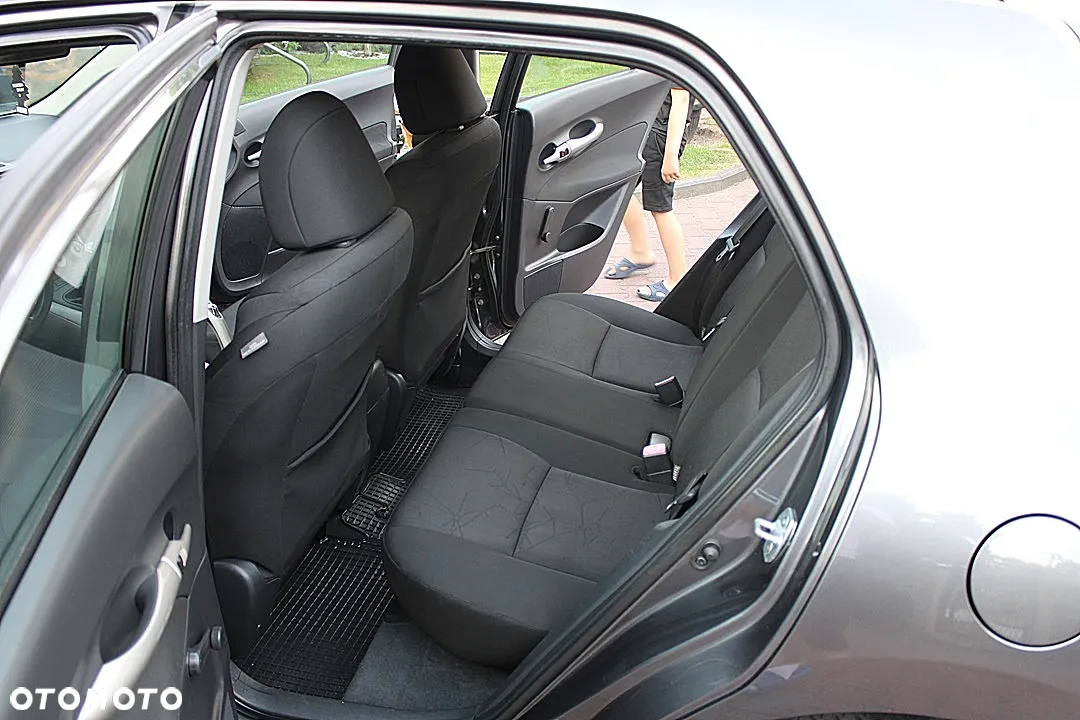 Toyota Auris 1.4 VVT-i Luna - 11