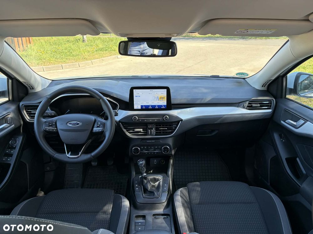 Ford Focus 1.5 EcoBoost Start-Stopp-System COOL&CONNECT - 14
