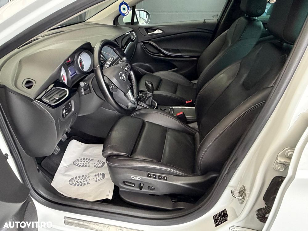 Opel Astra 1.6 BiTurbo D (CDTI) Start/Stop Innovation - 11
