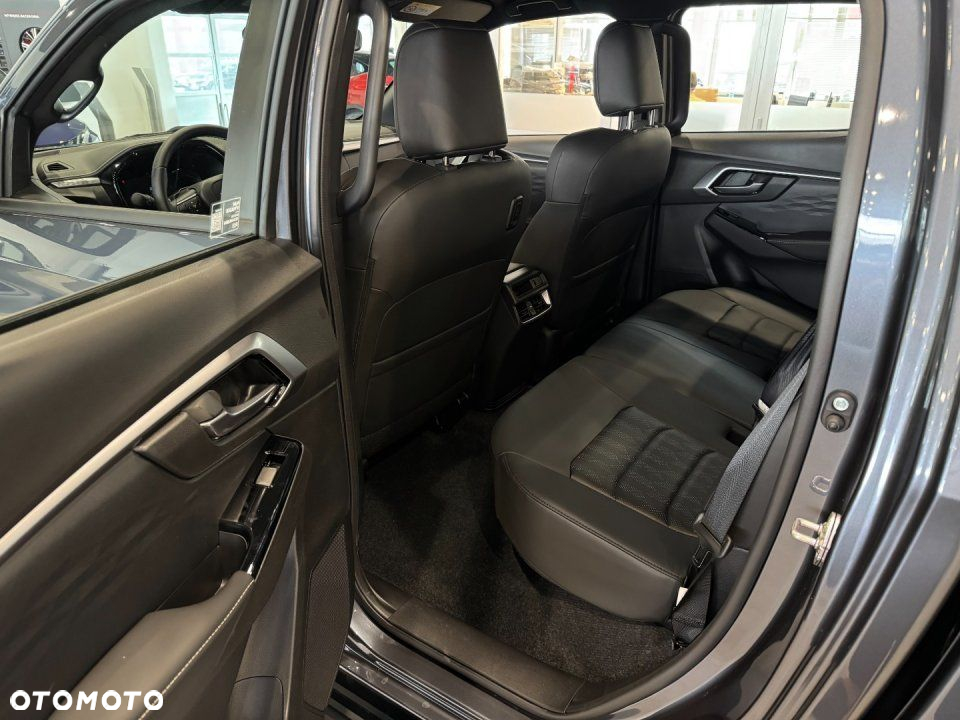 Isuzu D-Max - 5