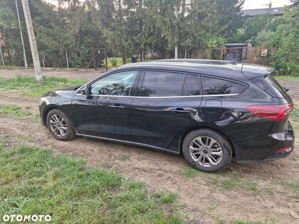 Ford Focus 1.0 EcoBoost mHEV Titanium X - 3