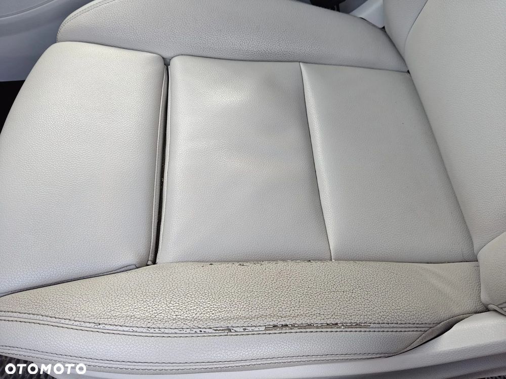 Mercedes-Benz CLA 250 7G-DCT Peak Edition - 22