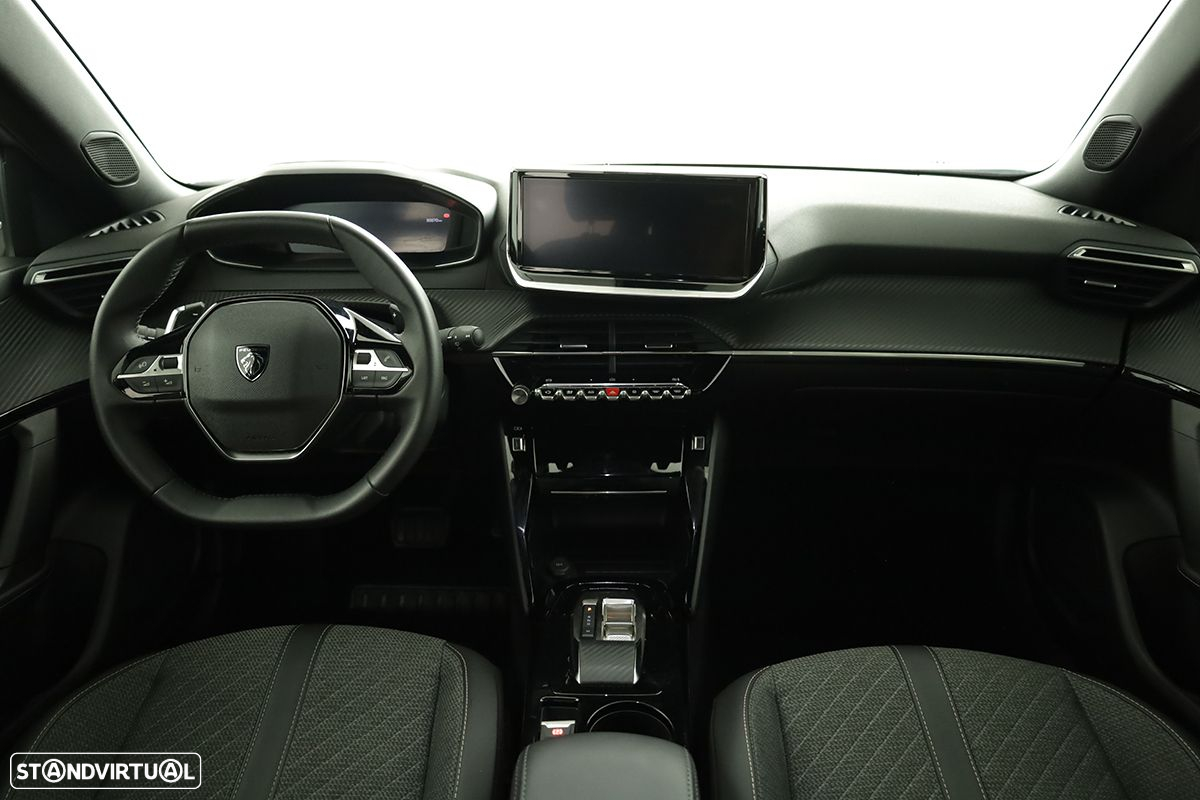 Peugeot 2008 1.2 PureTech Allure EAT8 - 8