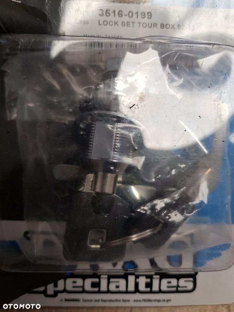 Zamek kufra Tour-Pak Drag Specialties 3516-0199 Harley Davidson - 2
