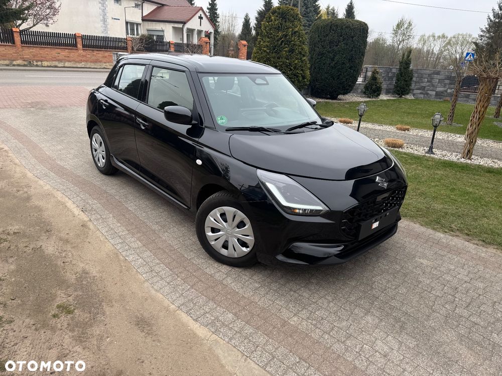 Suzuki Swift 1.2 Dualjet Hybrid MT Club - 17