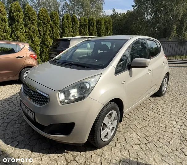 Kia Venga 1.6 L - 2