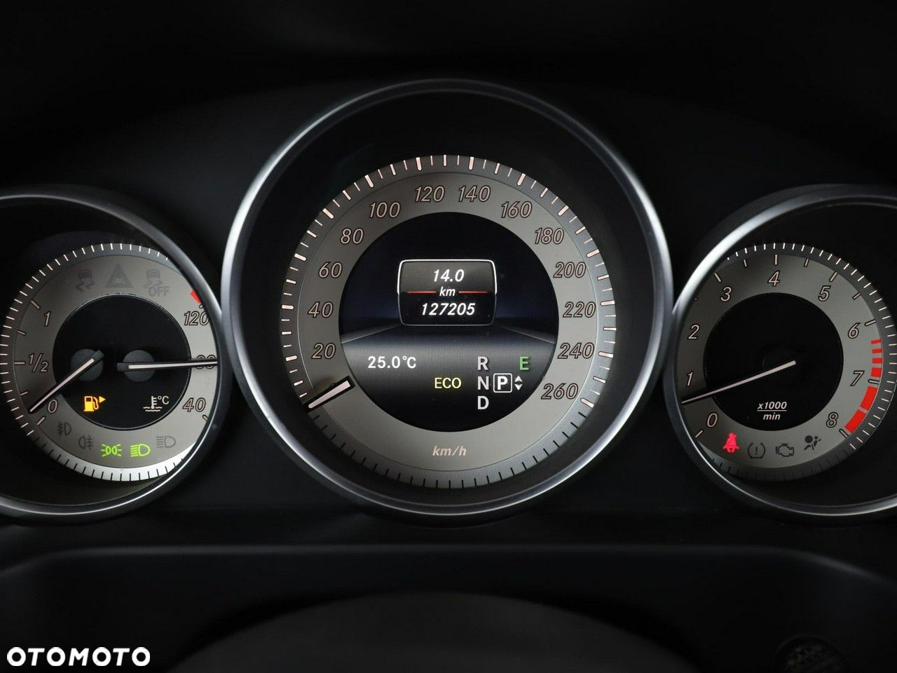 Mercedes-Benz Klasa E 200 9G-TRONIC Avantgarde - 22