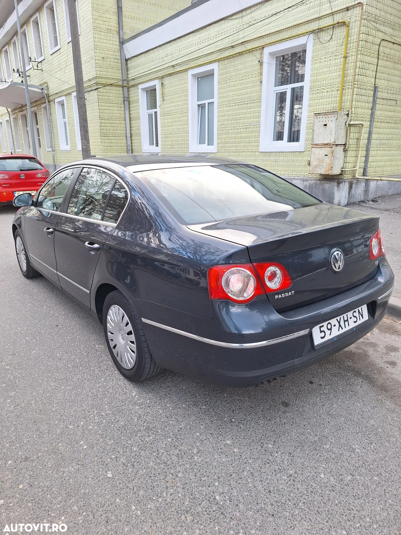 Volkswagen Passat 1.9 TDI DPF Comfortline - 14