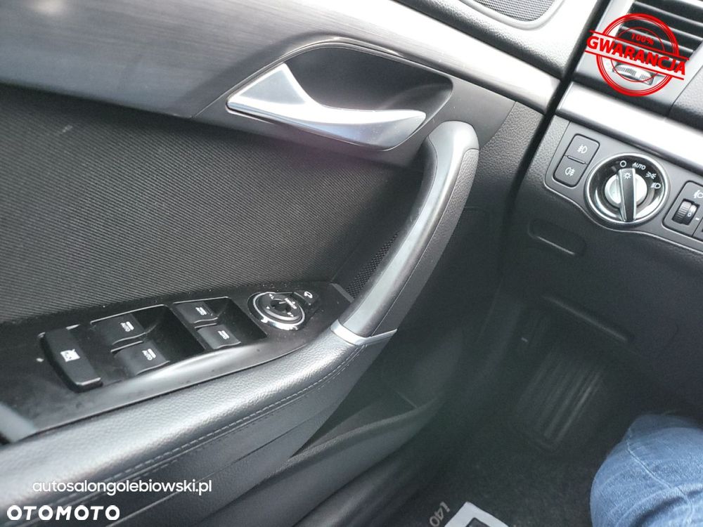 Hyundai i40 Kombi blue 1.6 Family+ - 19