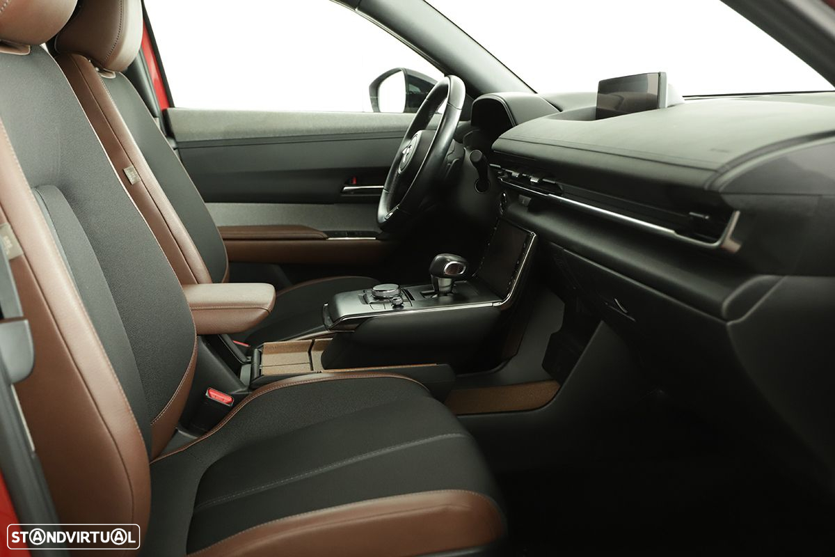 Mazda MX-30 e-Skyactiv Excellence - 23