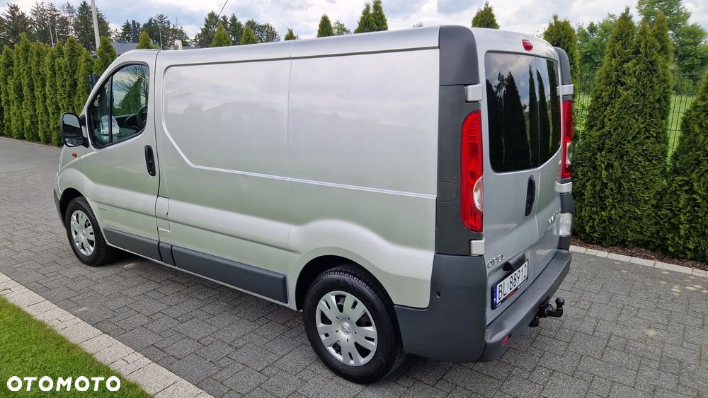 Opel Vivaro - 4