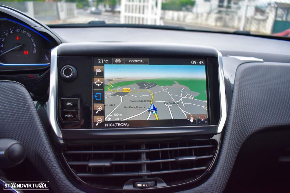 Peugeot 2008 1.2 VTi Allure - 8